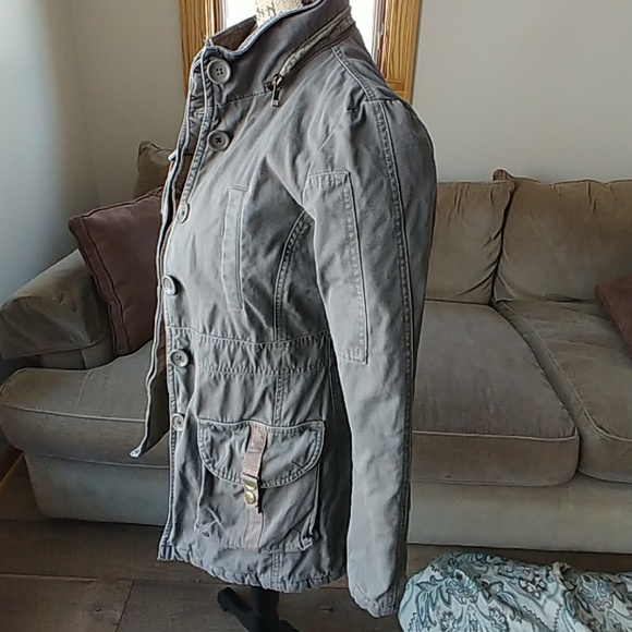 Field Jacket 8 - Picture 2 of 8